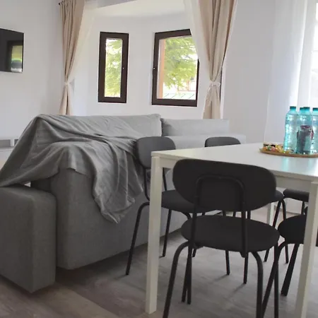 Cosy&minimalistic - Haret Building Apartment