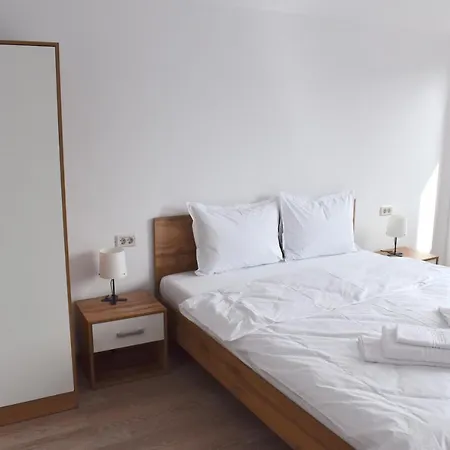 Apartment Cosy&minimalistic - Haret Building Sinaia